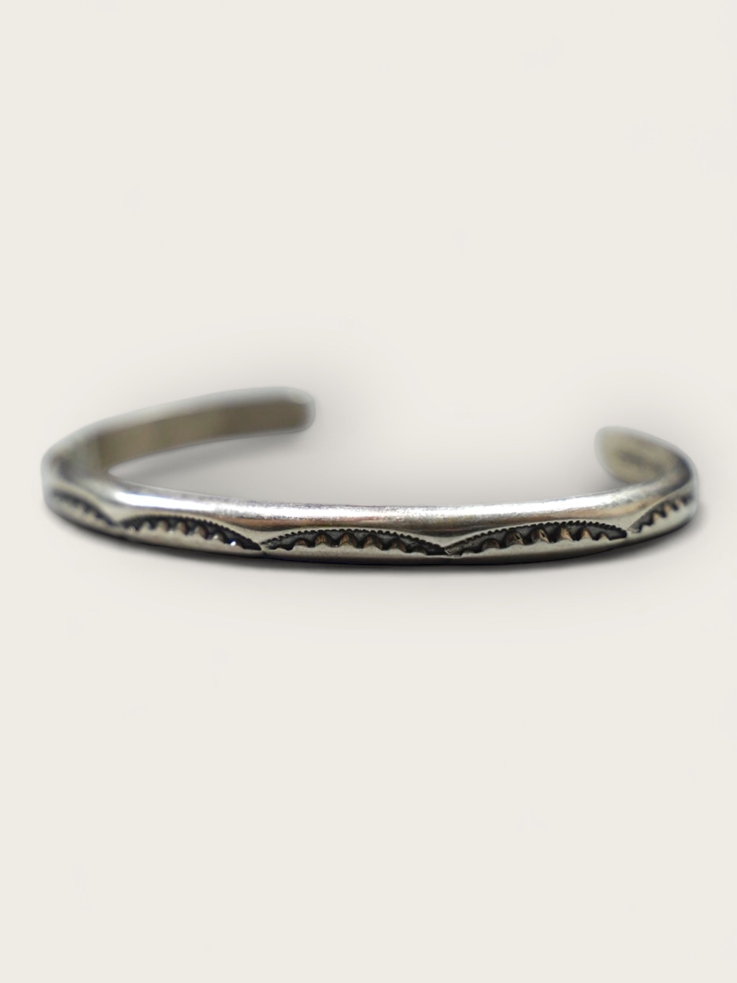 Navajo Ben Tahe Silver Bangle No.9 ナバホ族 ベンタヒ シルバーバングル