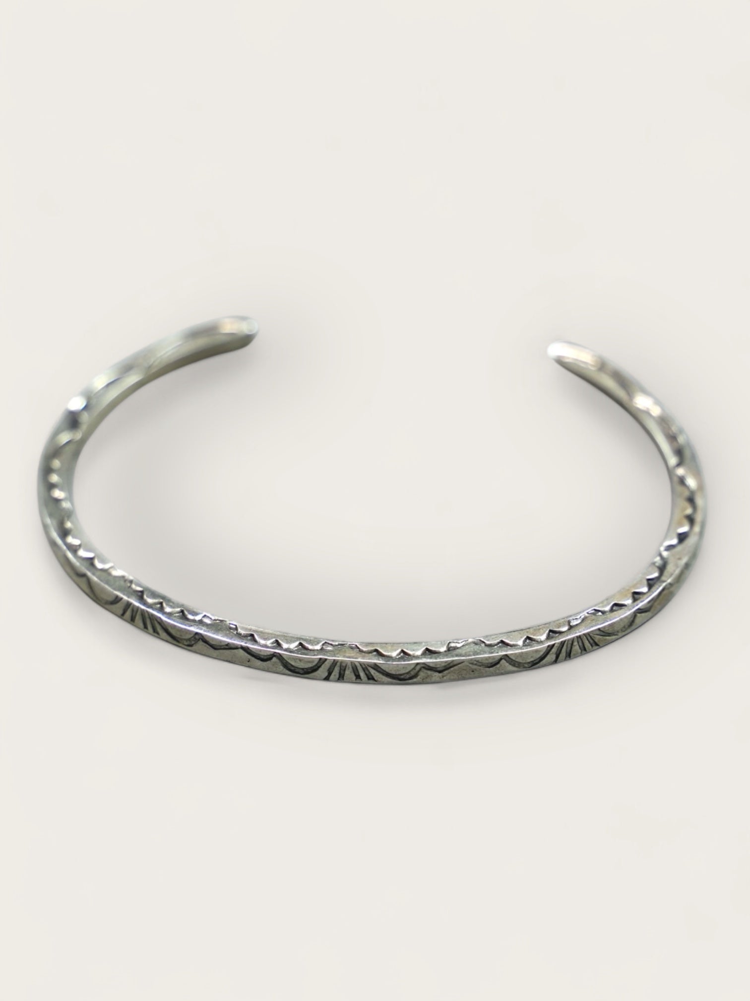 Navajo Ben Tahe Silver Bangle No.10 ナバホ族 ベンタヒ シルバーバングル スクエア