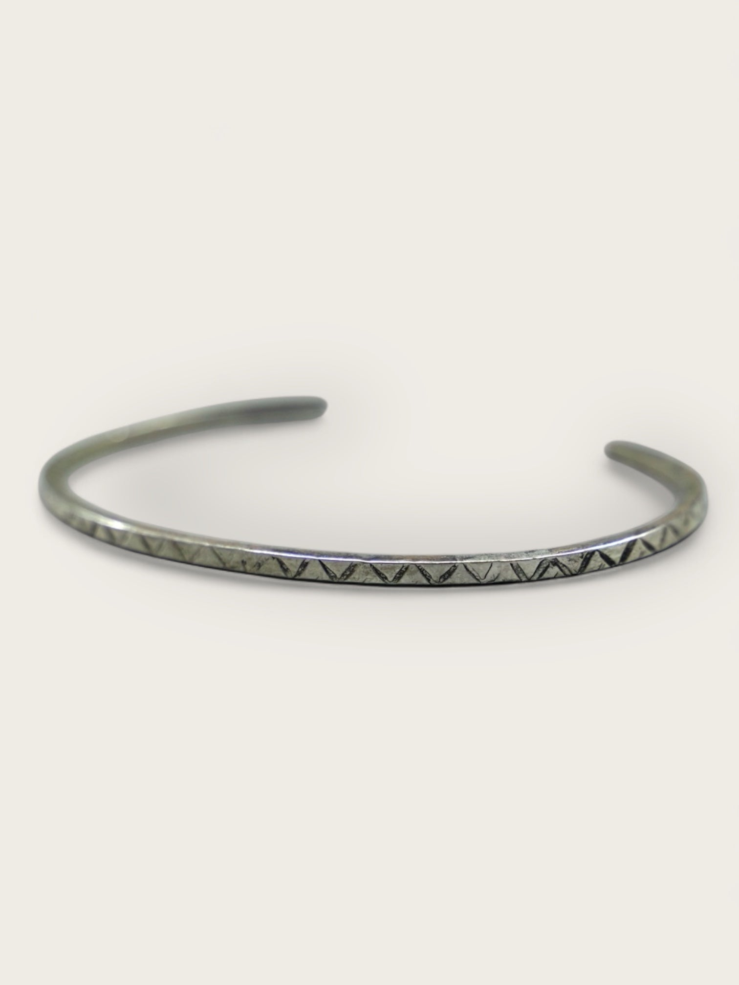 Navajo Ben Tahe Silver Bangle No.11 ナバホ族 ベンタヒ シルバーバングル スクエア