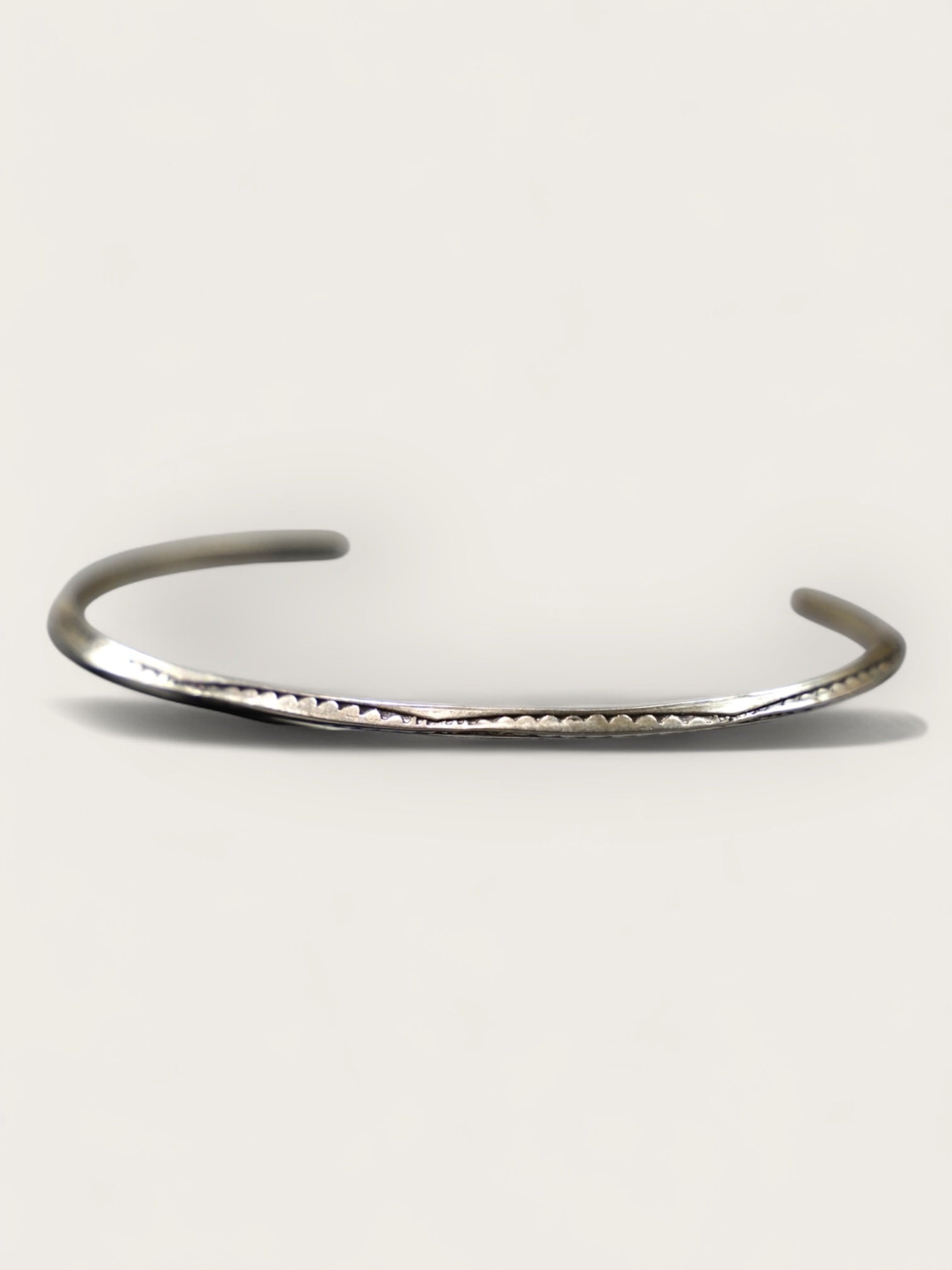 Navajo Ben Tahe Silver Bangle No.16 ナバホ族 ベンタヒ シルバーバングル トライアングル